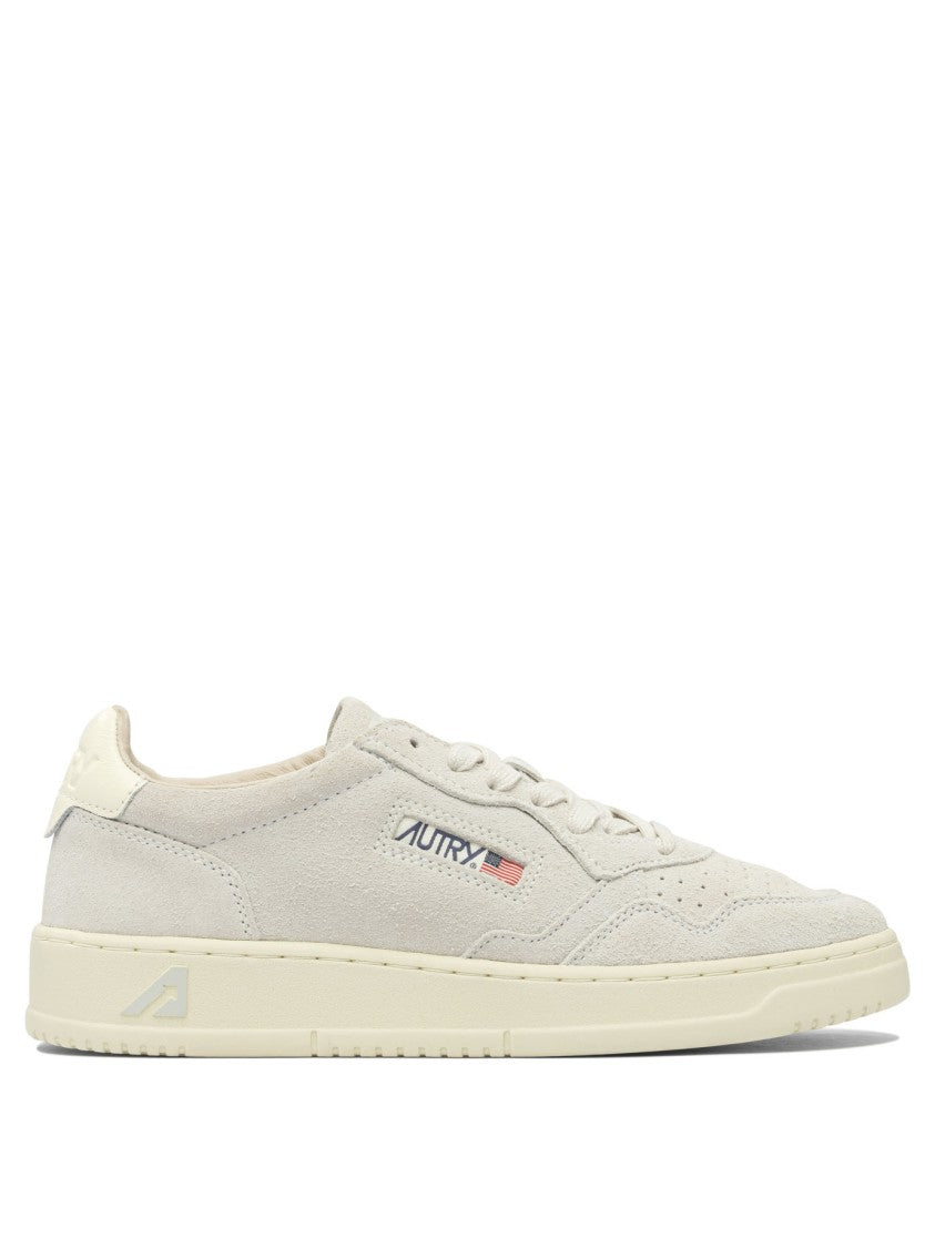 Autry Padded Collar Low-Top Sneakers With Microhole Toe Box