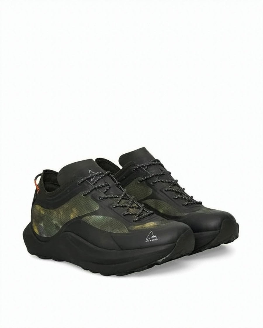 And Wander Low-Profile Sneakers With Cushioned Sole And Reflective Details