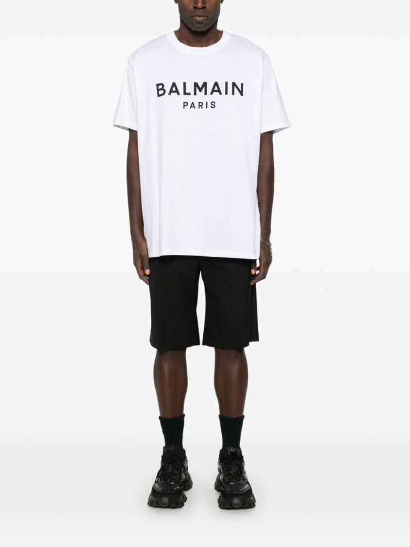 Balmain Crew Neck T-Shirt With Bold Logo Detailing