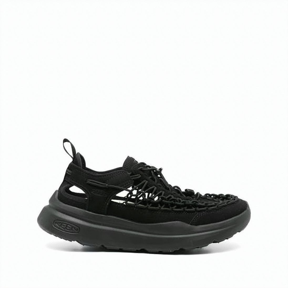 Keen Sporty Black Sneakers With Woven Upper Design