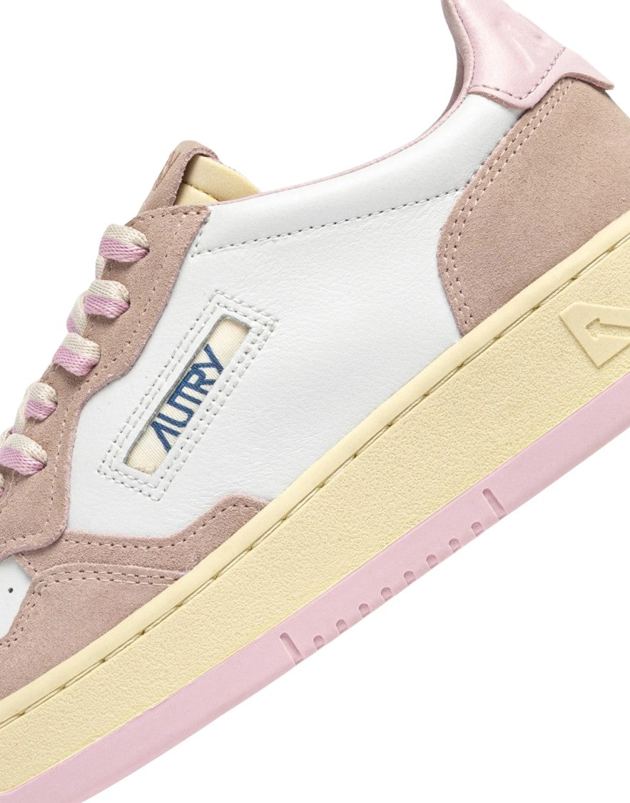 Autry Medalist Low Women’S Pale Lilac Sneakers