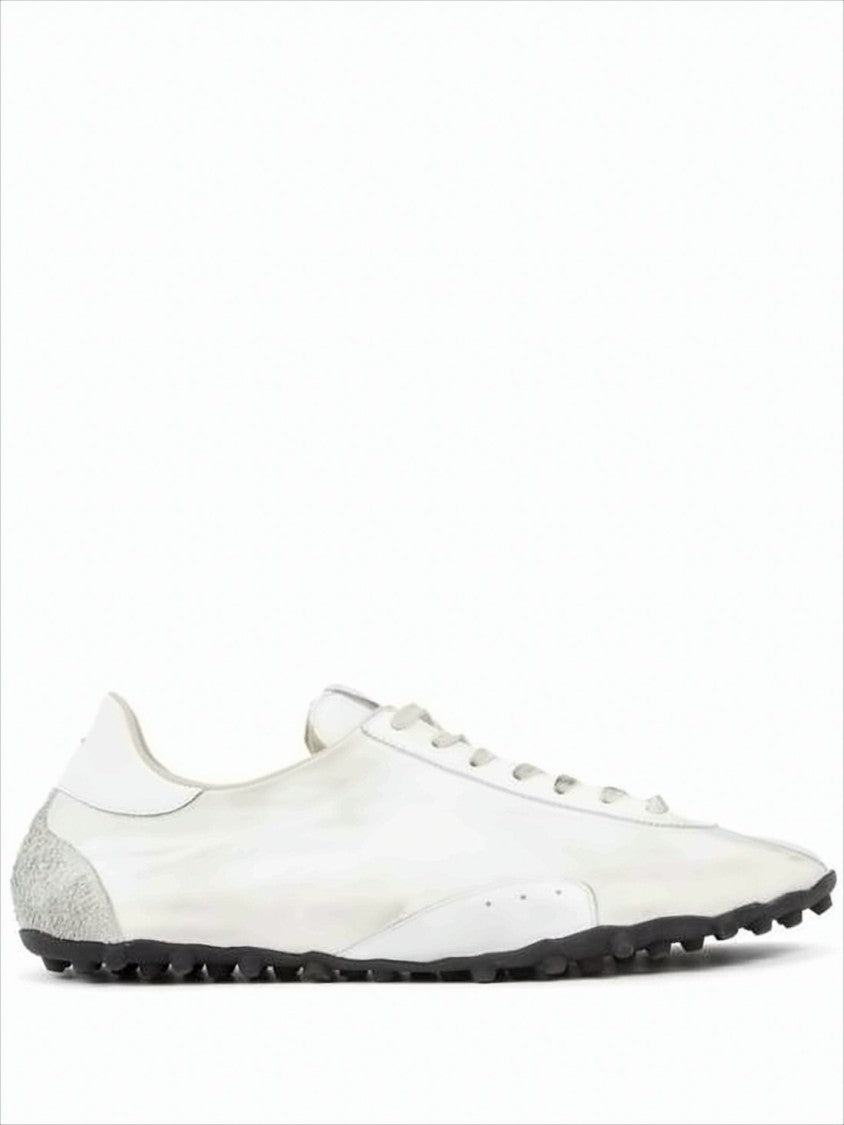 Maison Margiela Sleek Low-Profile Sneakers With Textured Suede Accents