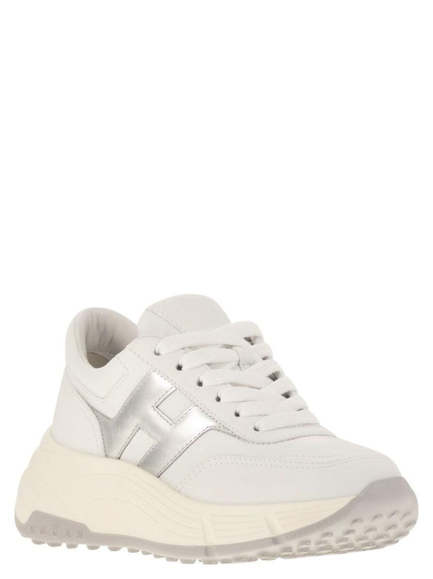 Hogan Hi-Fi Trainers With Side H