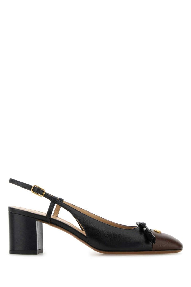 Valentino Garavani Black Leather Vlogo Signature Pumps