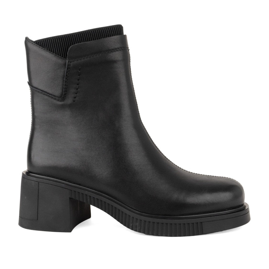 Linda Baumann Black Smooth Leather Sturdy Block Heel Ankle Boots