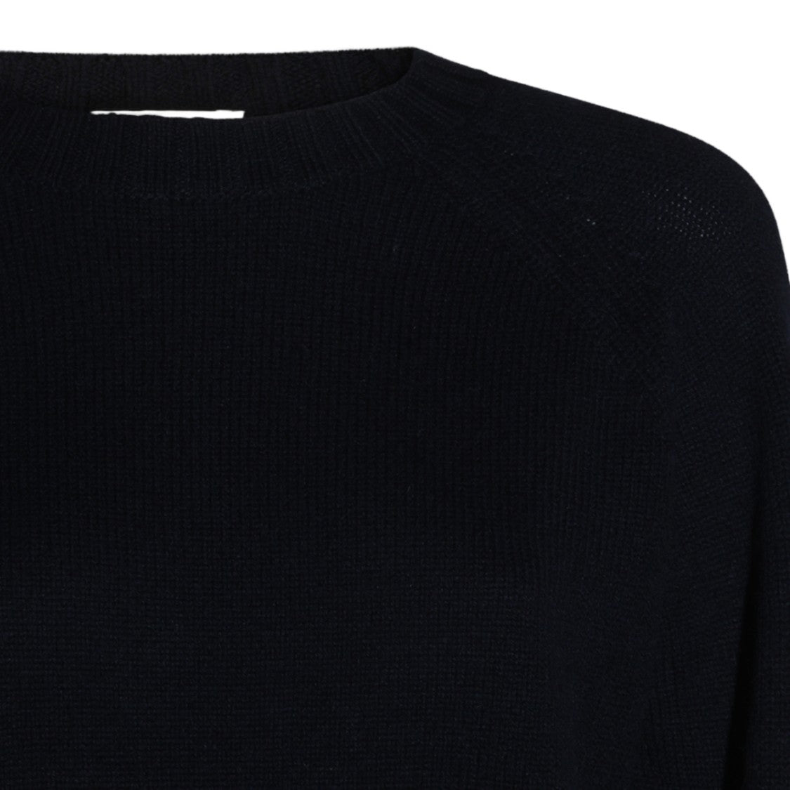 Allude Fitted Ribbed Crewneck Sweater