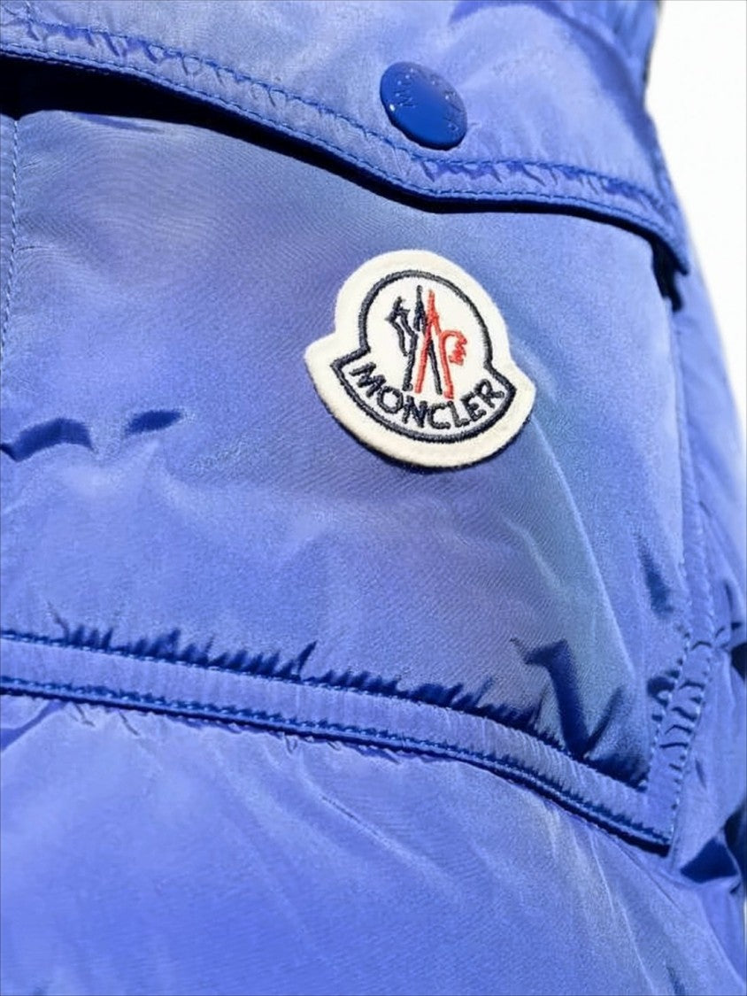 Moncler Quilted Blue Down Jacket With Finish