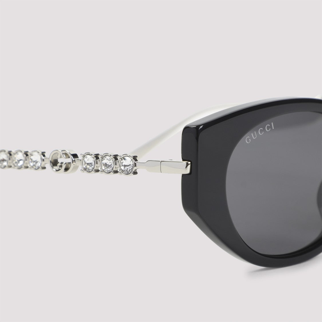 Gucci Cat-Eye Frame Sunglasses With Crystal Embellished Temples