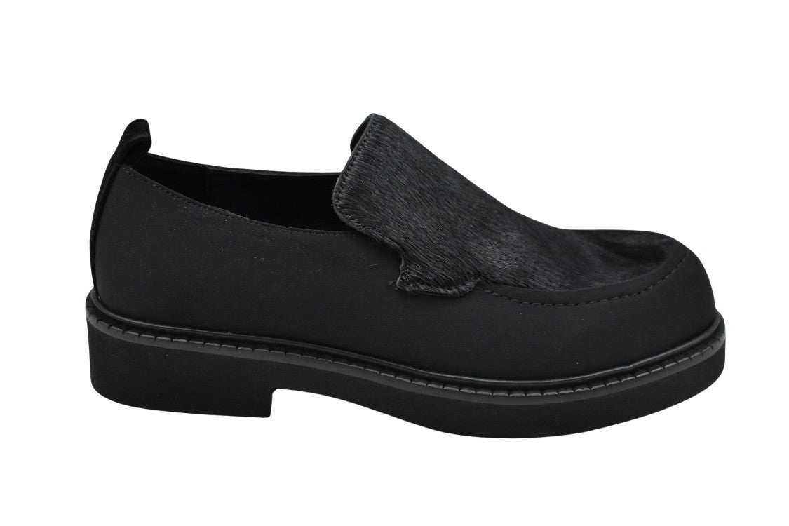 Jeannot Textured-Panel Black Low Top Shoes