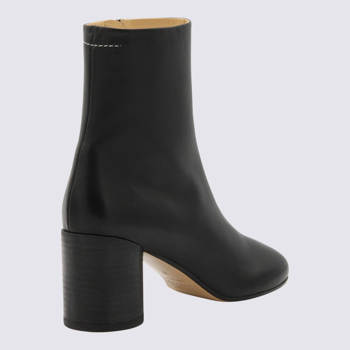 Mm6 By Maison Margiela Ankle-High Black Leather Boots With Rounded Toe