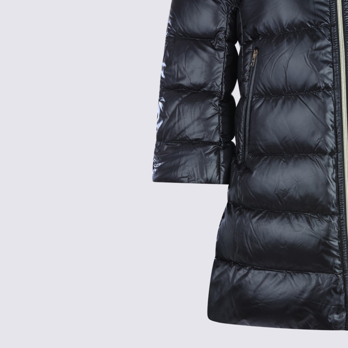 Herno Quilted Puffer Jacket With Structured Collar And Flared Silhouette