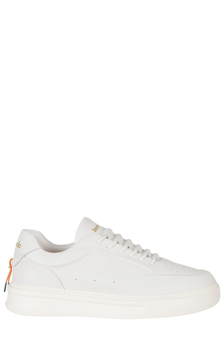 Barracuda Phoenix White Low-Top Gold Logo Leather Sneakers