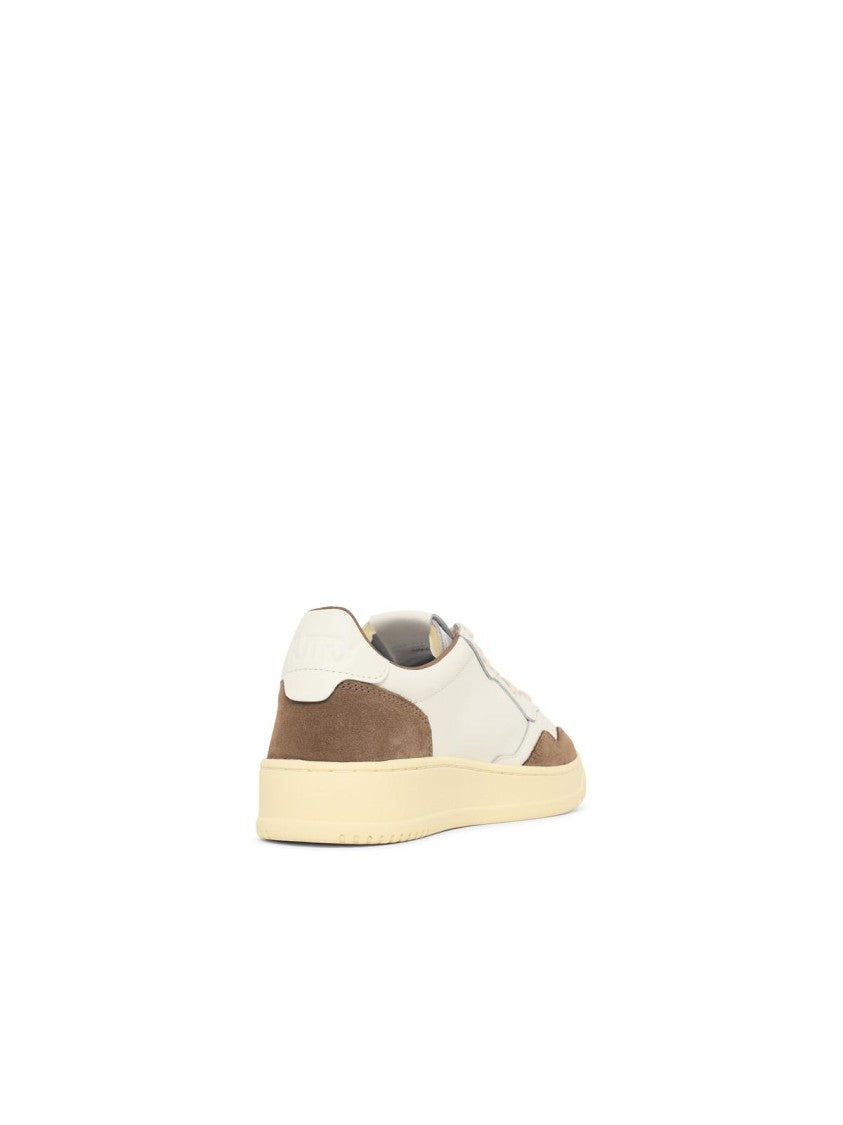 Autry 'Medalist Low' White Leather And Tobacco Sneakers