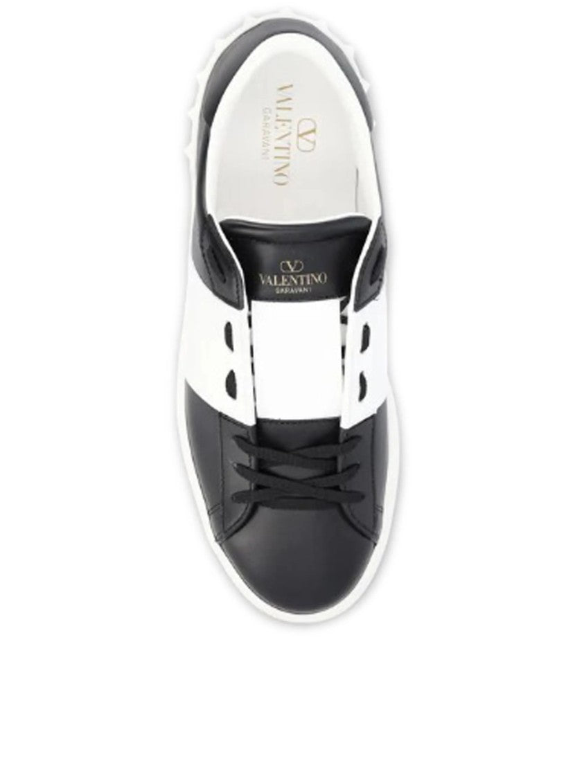 Valentino Black Sneaker Low-Top Smooth Leather Sneakers