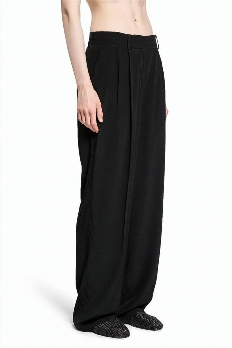 Totême Straight-Fit Black Pants With Pleated Front