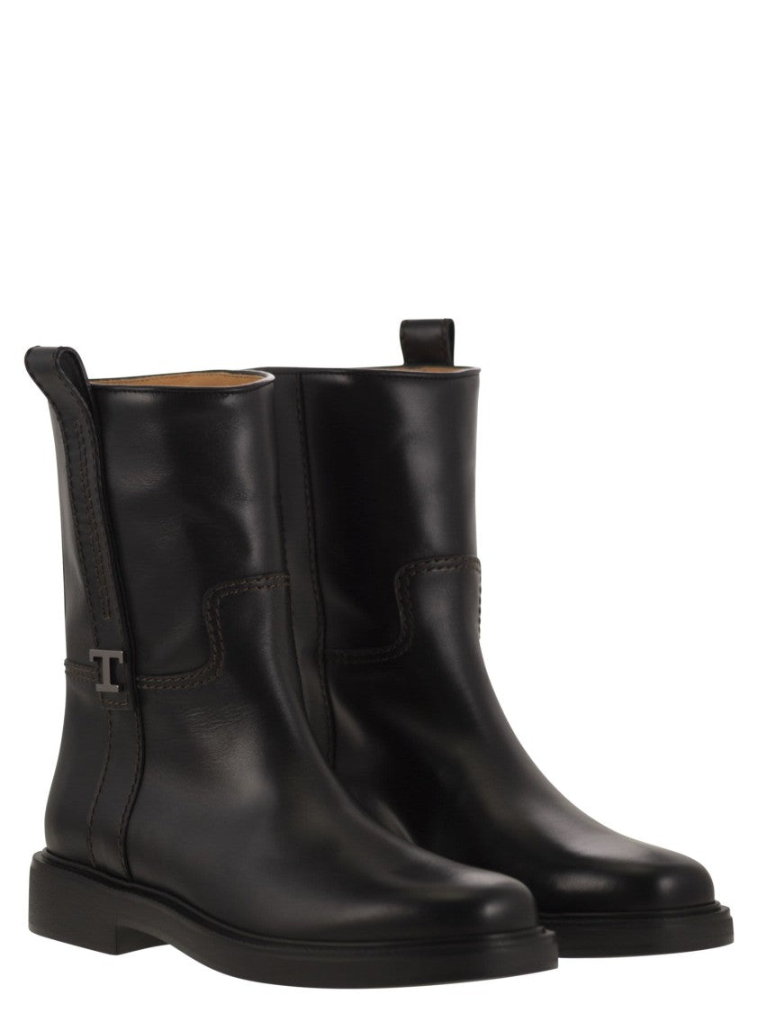Tod's Calfskin Ankle Boot With T Accessory