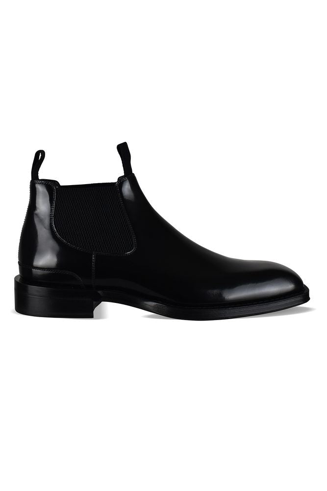 Burberry Black Leather Chelsea Boots
