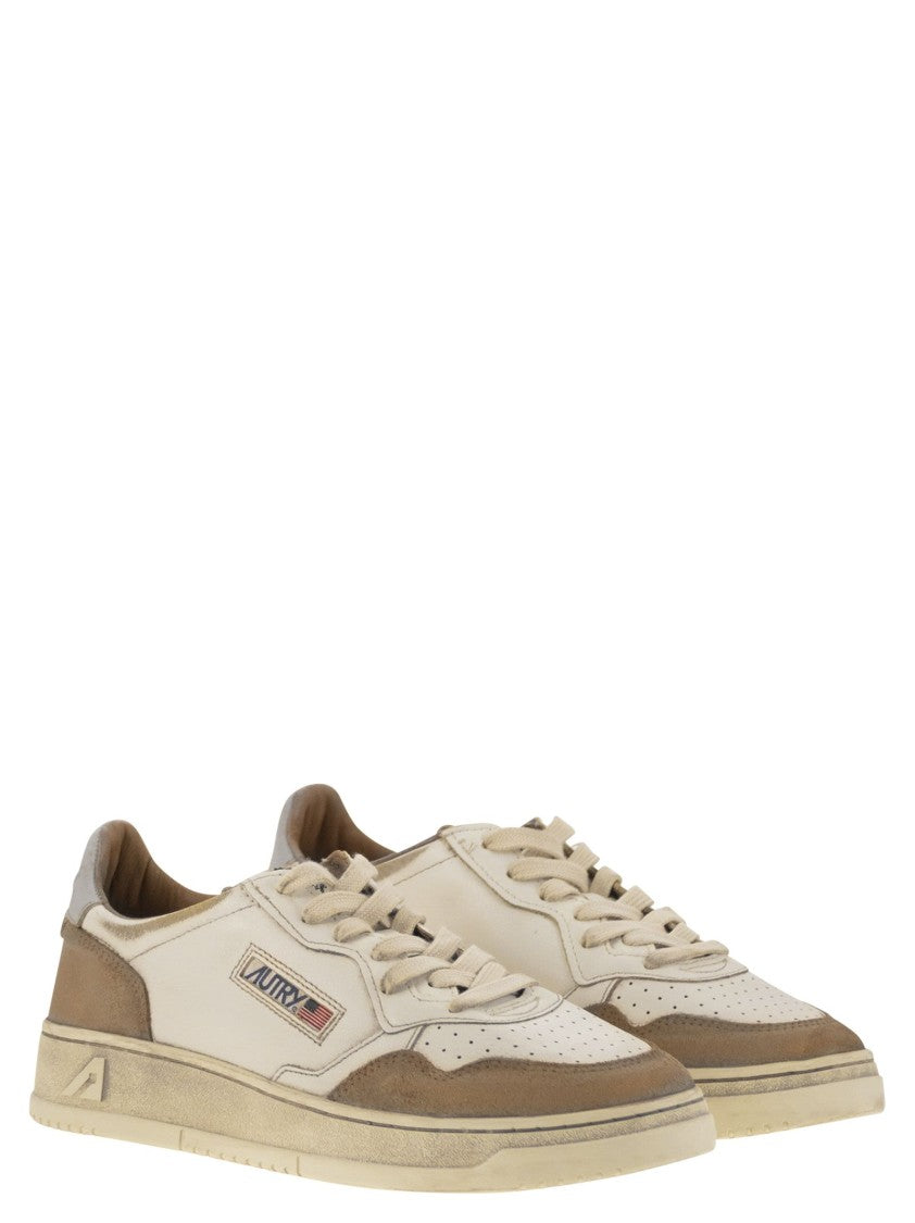 Autry Super Vintage - Leather Sneakers
