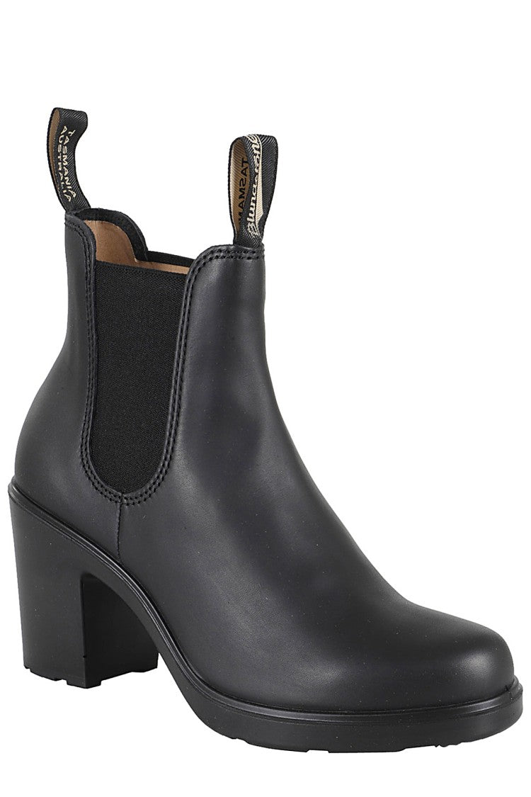 Blundstone Black Water-Repellent Leather Ankle Boots With Logo Tab