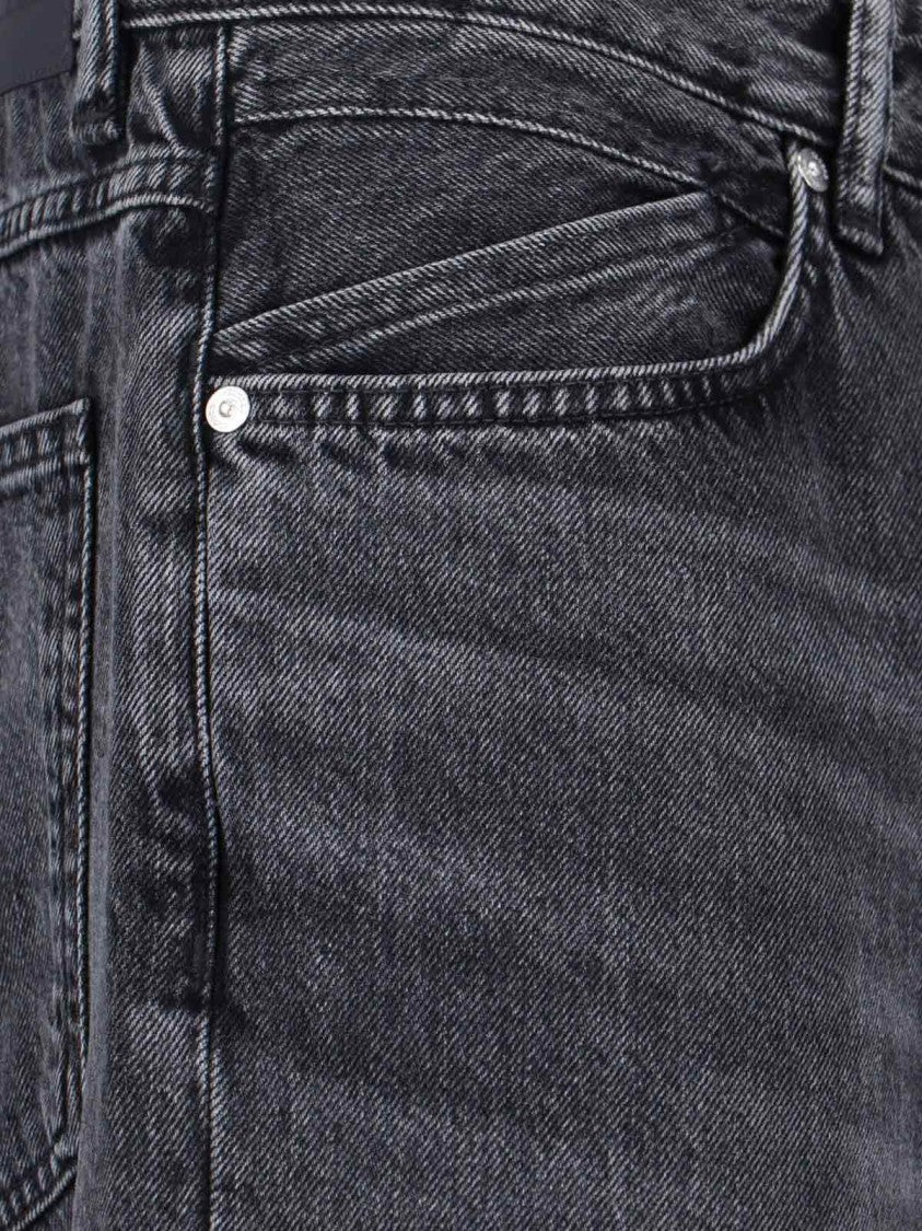 Closed Straight-Cut Black Jeans With Traditional Five-Pocket Design