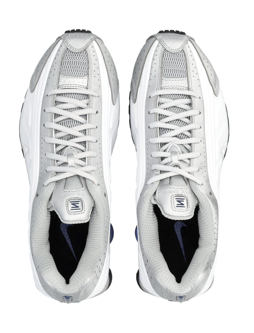 Nike Shox R4 Sneakers