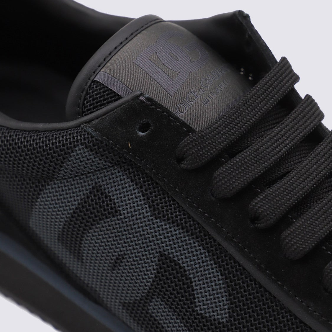 Dolce & Gabbana Low-Profile Black Sneakers With Mesh And Suede Detailing