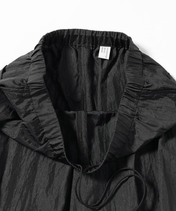 Beams Retro Sporty Pants With Unique Natural Texture