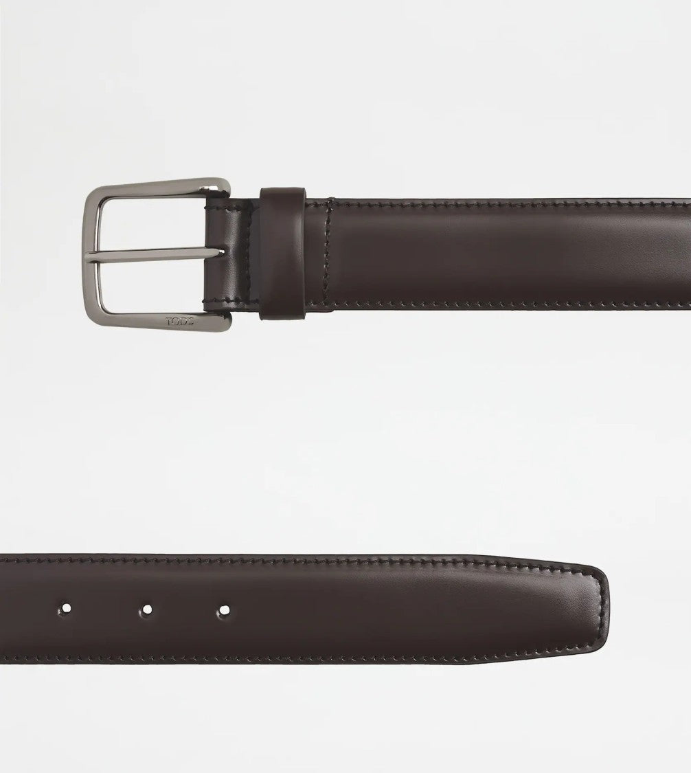 Tod's Refined Calfskin Leather Belt With Polished Finish