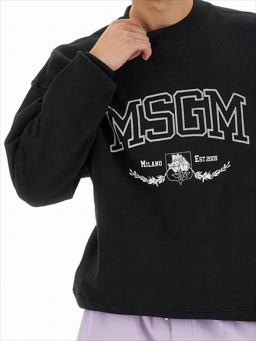 Msgm Relaxed Fit Long-Sleeve T-Shirt With Bold Graphic Print