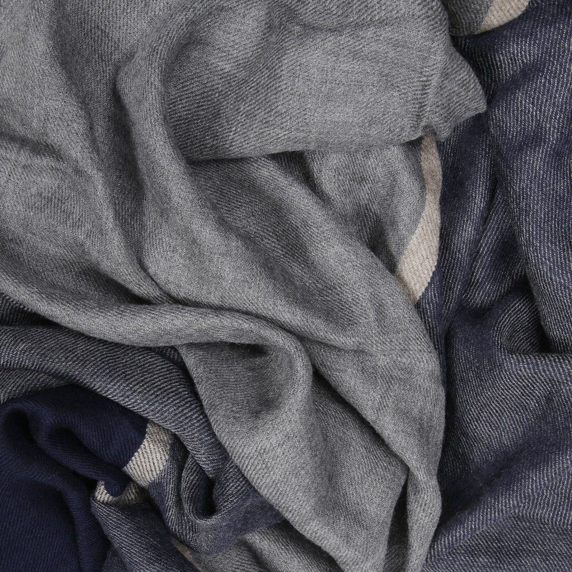 Brunello Cucinelli Dual-Tone Navy And Grey Scarf