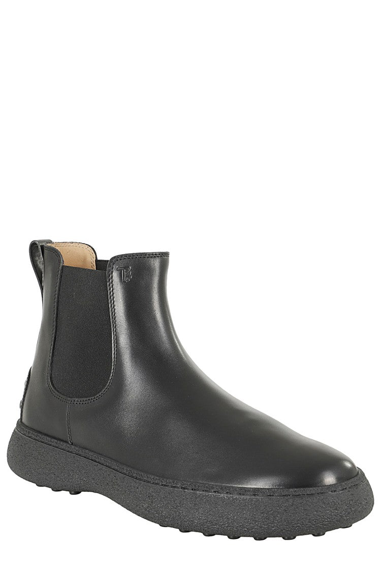 Tod's Black Smooth Leather Winter Boot