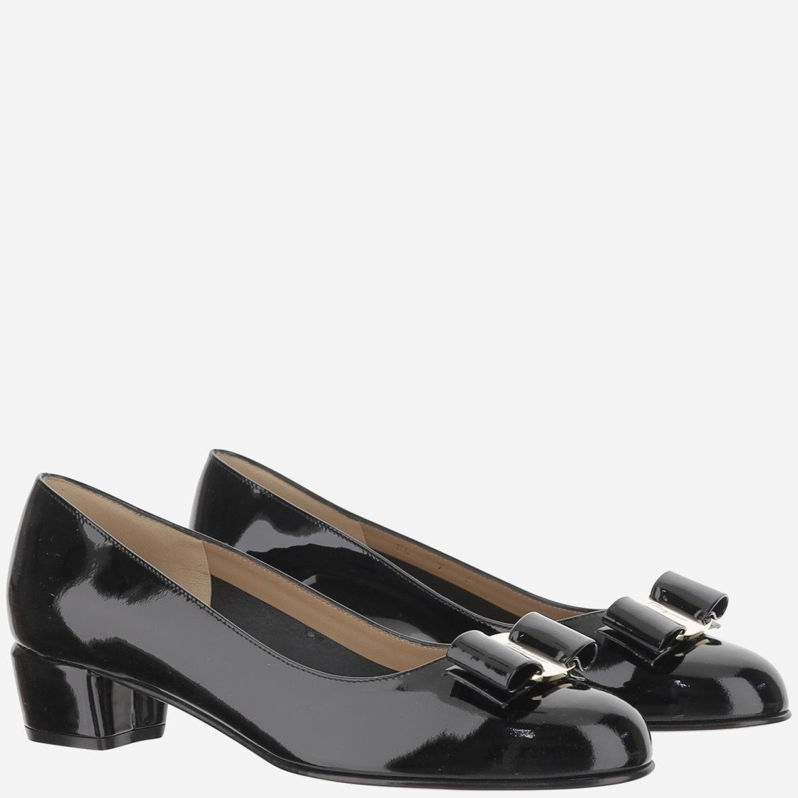 Salvatore Ferragamo Glossy Leather Vara Décolleté