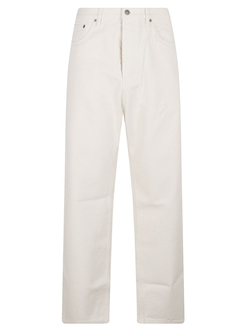 Valentino Garavani Straight-Leg Jeans With Metallic V Detail In Light Ivory