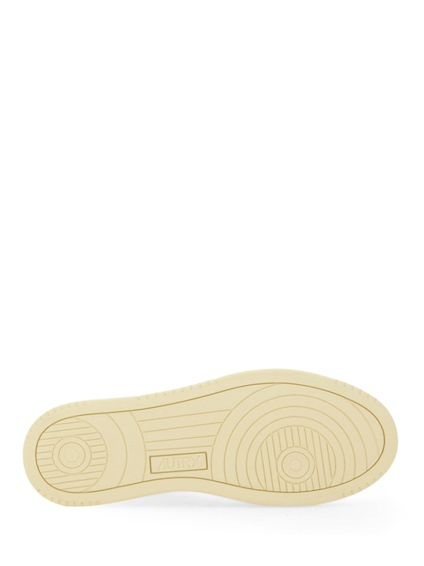 Autry "Medalist Low" Sneaker