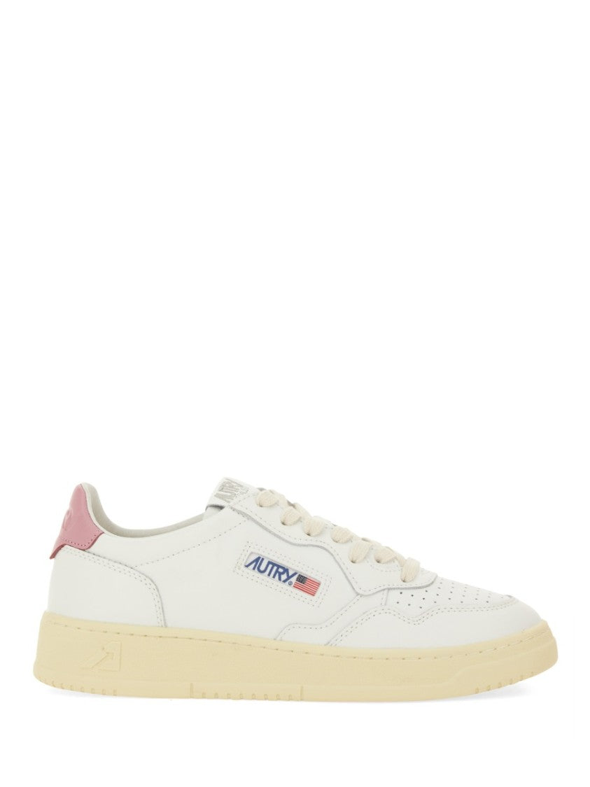 Autry "Medalist Low" Sneaker