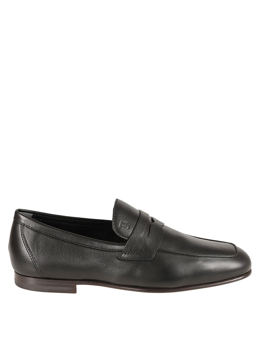 Tod's Black Calfskin Flat Shoes