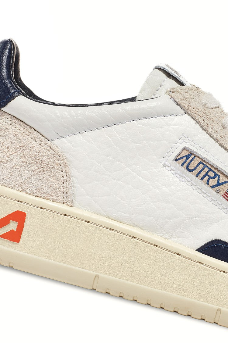 Autry Women’S Medalist Leather Bicolor & Suede Sneakers