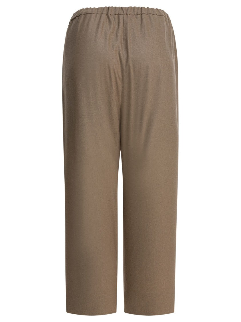 Max Mara Chic Beige Trousers With Tailored Fit