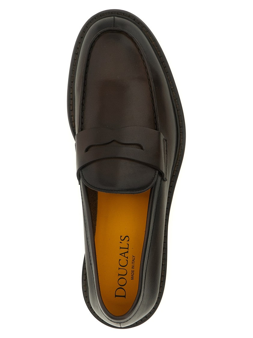 Doucal's Black Leather Loafers With Bowl Stitching