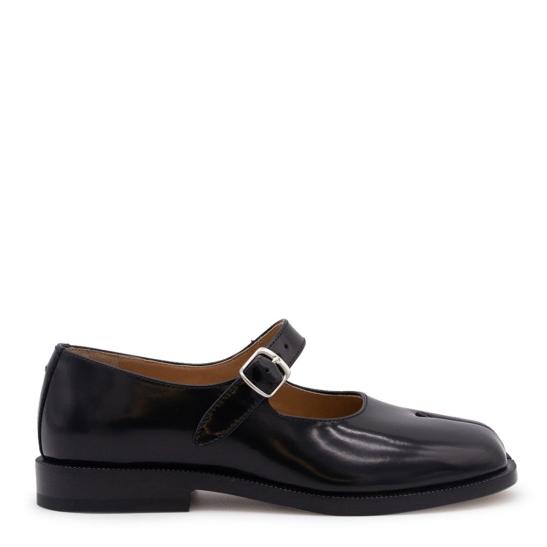 Maison Margiela Distinctive Split-Toe Leather Tabi Shoes
