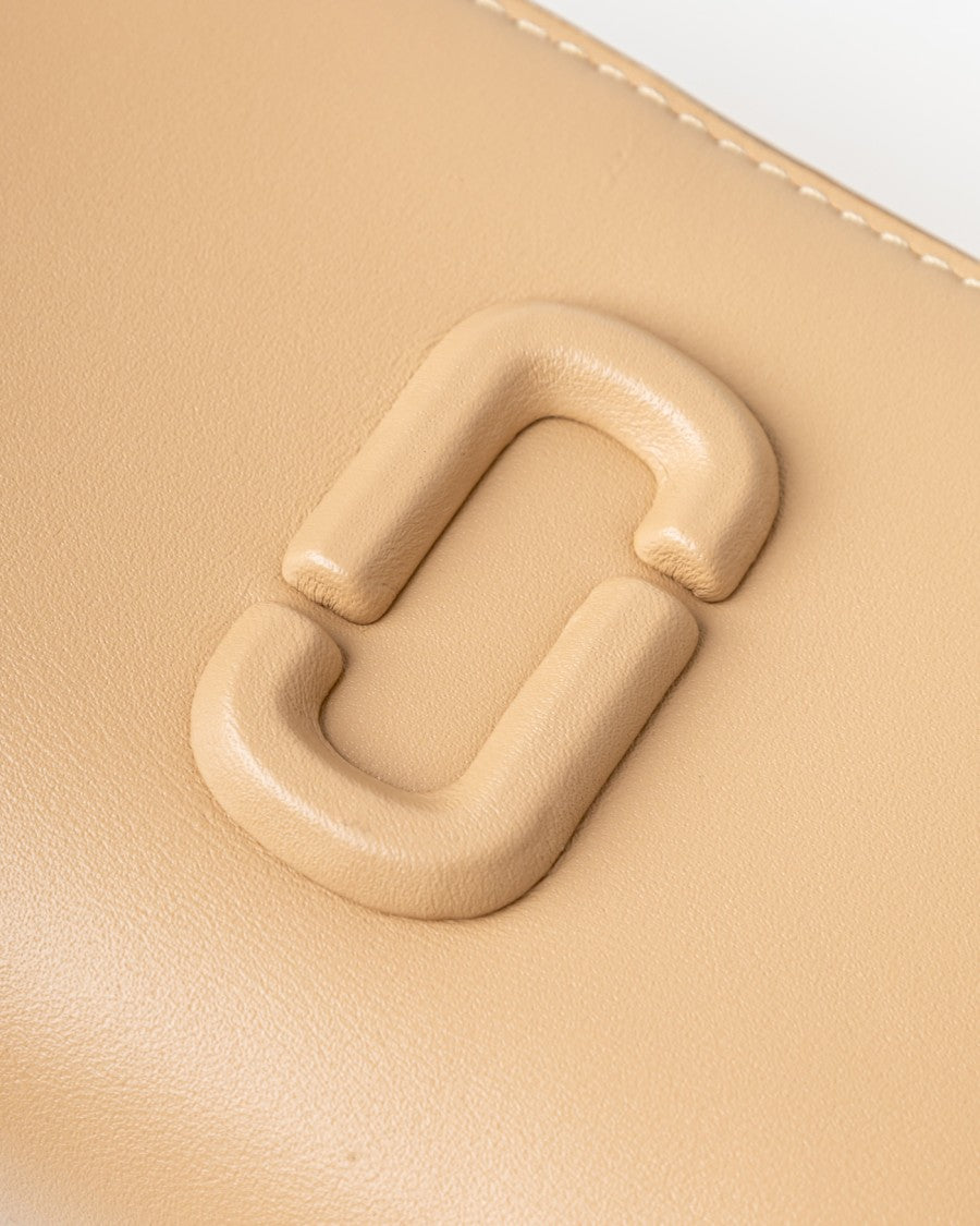 Marc Jacobs Bi-Fold Wallet With Logo Plaque