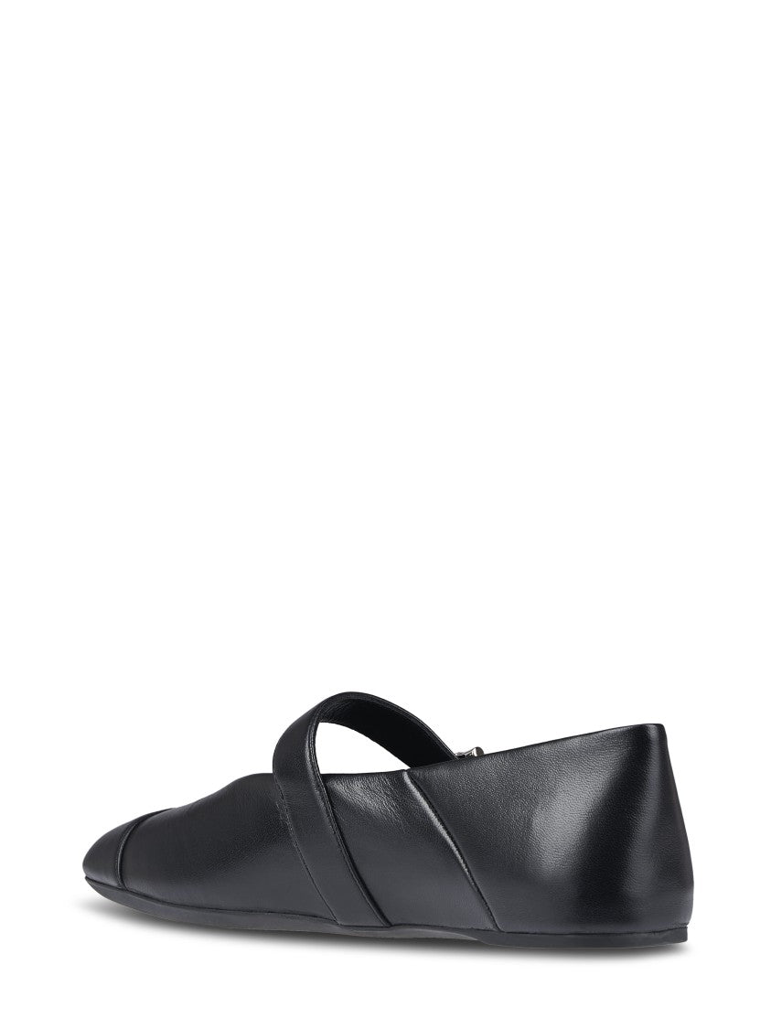 Ferragamo Rounded Toe Flat Shoes With Delicate Instep Strap