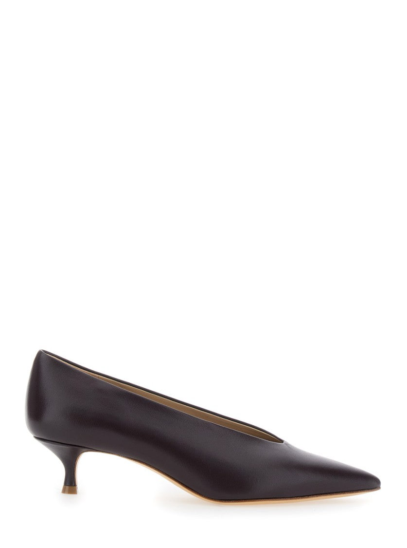 Le Monde Béryl Pointed Toe Black Kitten Heels