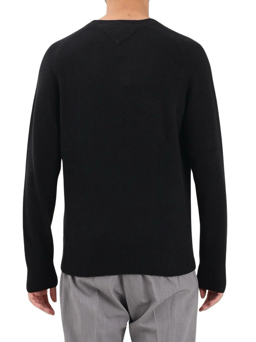 Tommy Hilfiger Wool Knit Crewneck Pullover With Modern Raglan Sleeves