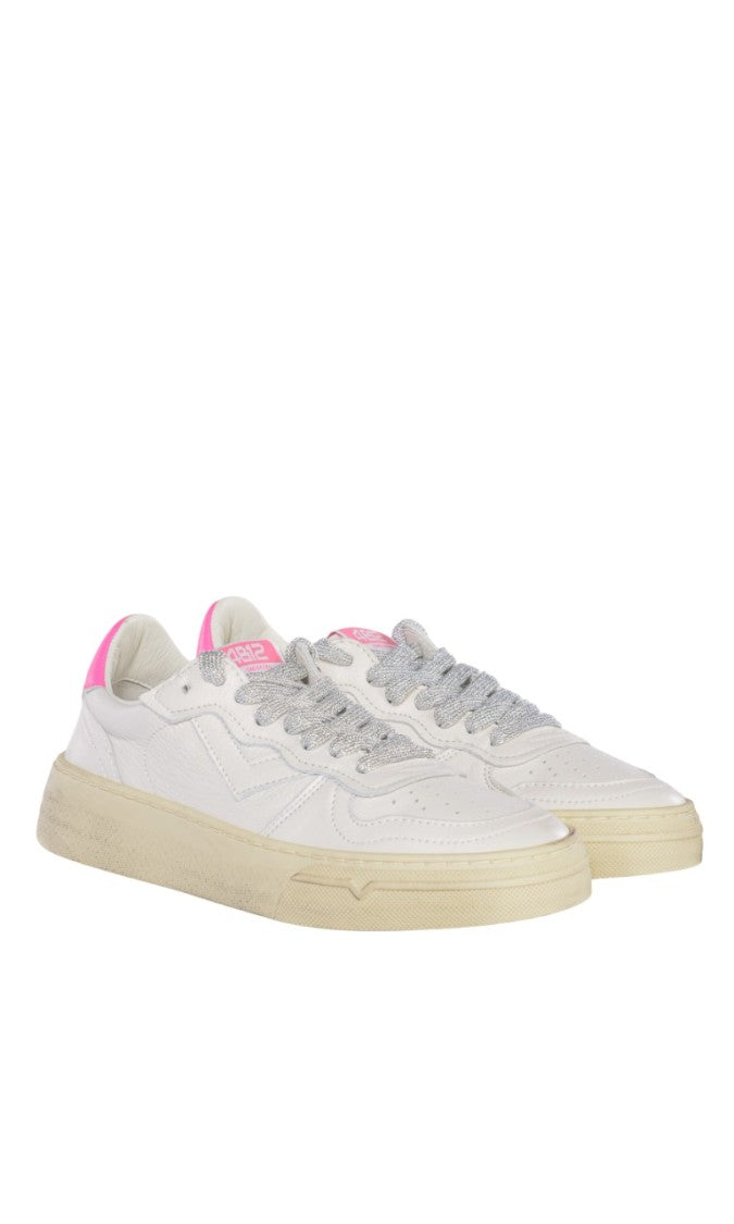 4B12 Soft White Leather Sneakers