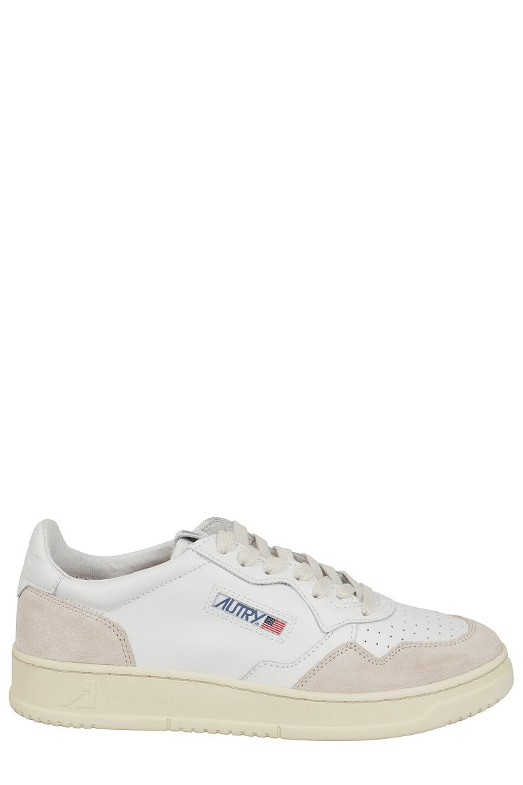 Autry Medalist Low-Top Sneaker