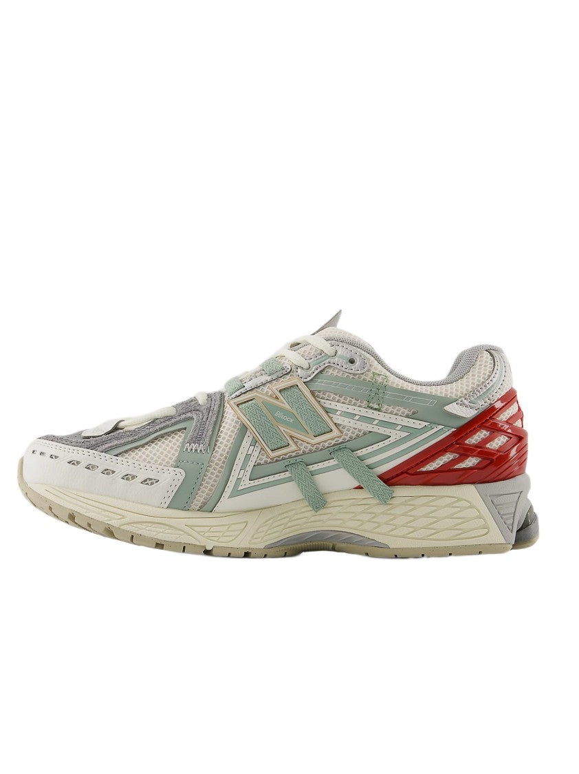 New Balance Layered Grey Sneakers With Chunky Sole And Iconic Branding