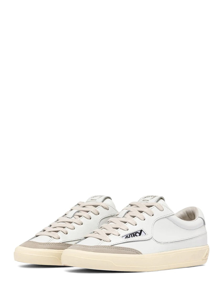 Autry Minimalist Low-Top Sneakers With Suede Accents