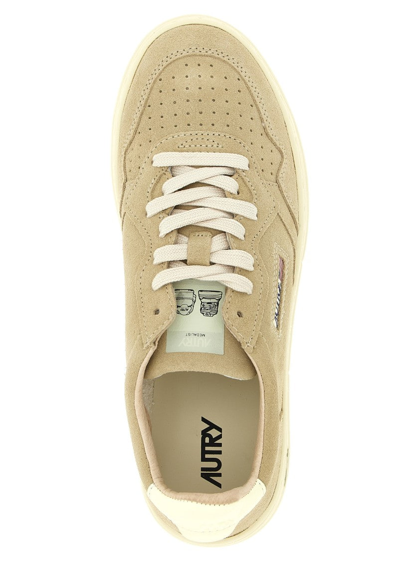 Autry 'Medalist Low' Sneakers