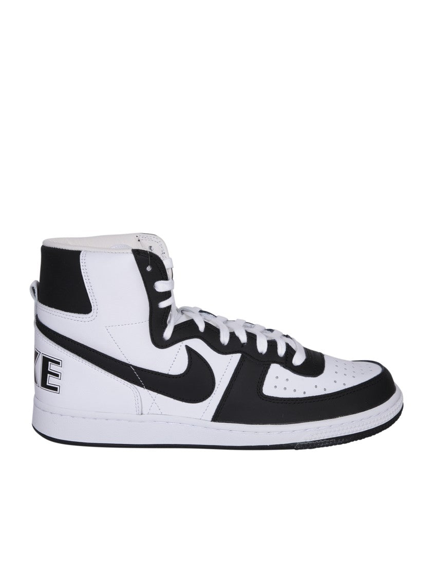 Comme Des Garçons Black Lace-Up Sneakers